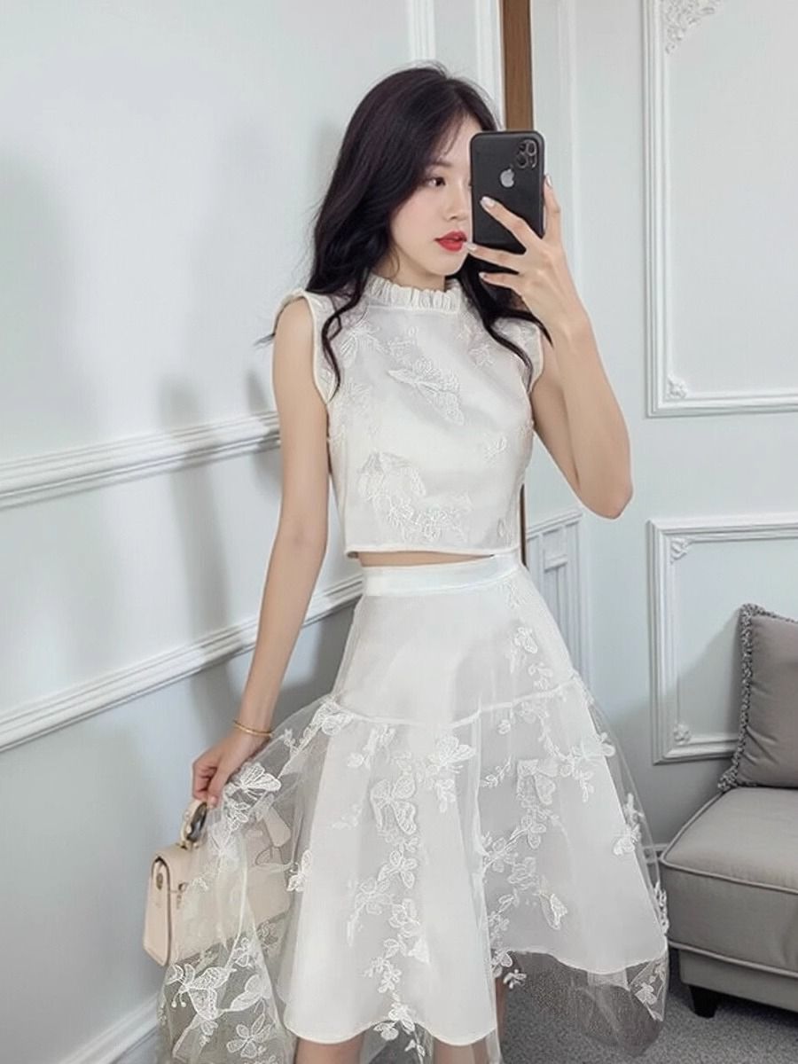 Nuovo Completo Estivo di Alta  - Embroidery Blouse recensione e prezzo