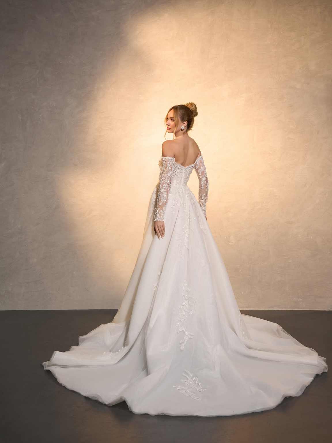 Abito da sposa elegante A-Line - Embroidery Online Designs recensione e prezzo